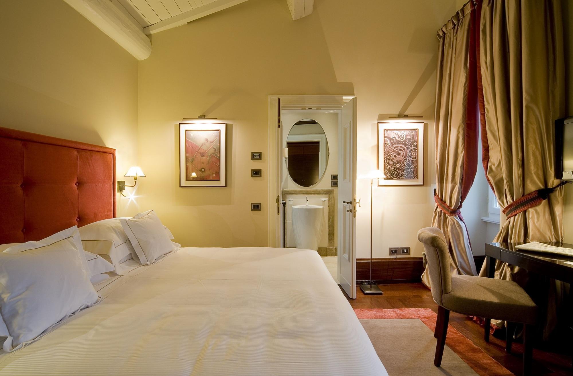 Hotel L'Orologio Firenze - Wtb Hotels Стая снимка
