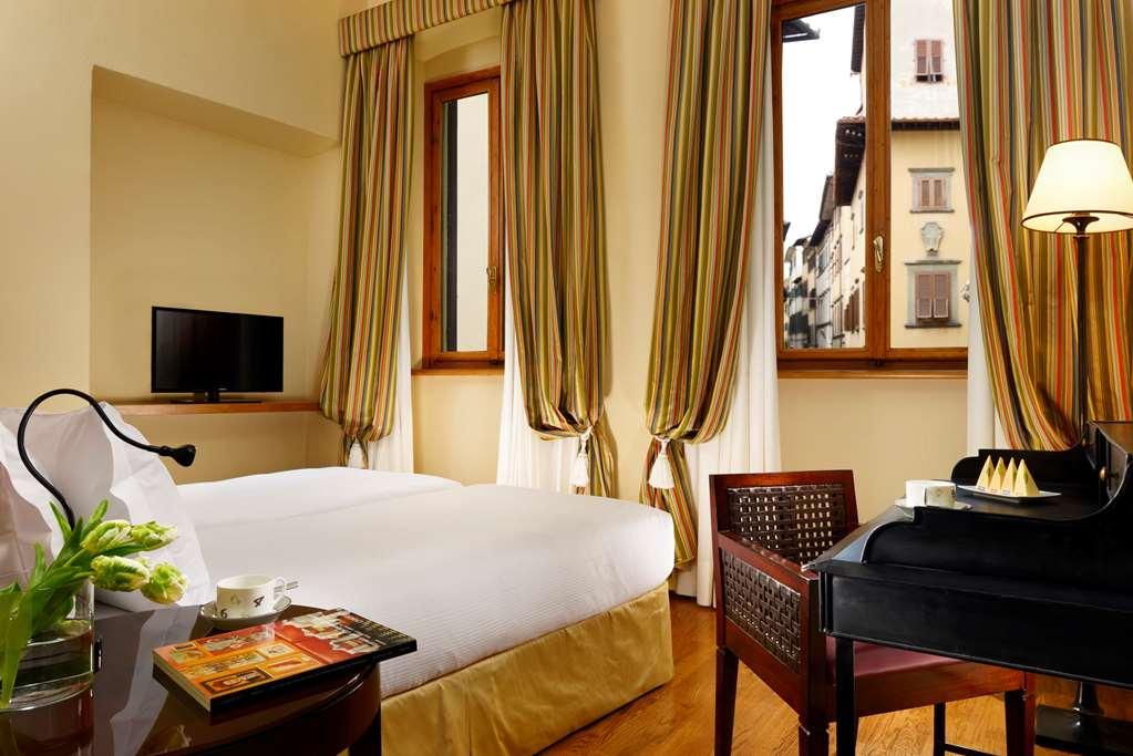 Hotel L'Orologio Firenze - Wtb Hotels Стая снимка